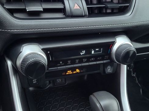 Certified 2024 Toyota RAV4 LE image 18