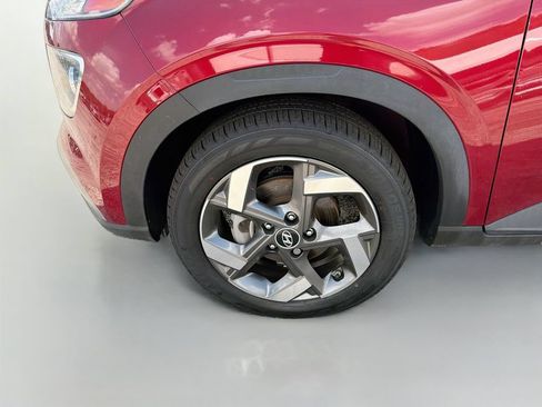 Used 2024 Hyundai Venue SEL FWD image 10
