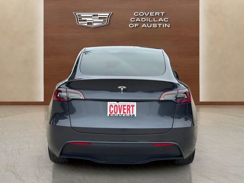 Used 2024 Tesla Model Y Long Range RWD image 5