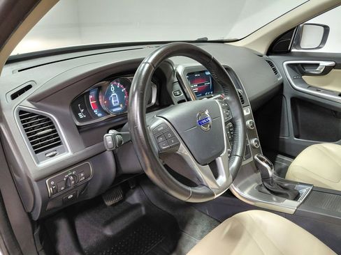Used 2016 Volvo XC60 T6 w/ Proximity Package AWD/4WD image 21