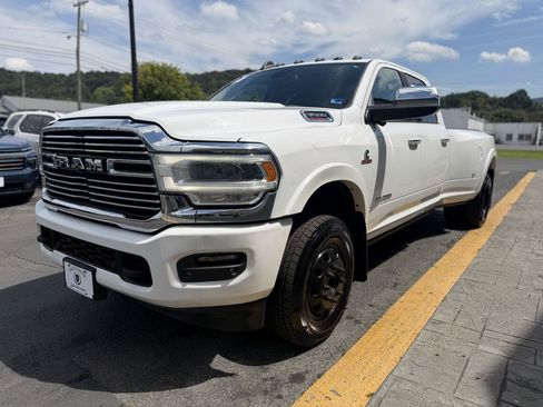 Used 2021 RAM 3500 Laramie AWD/4WD image 4