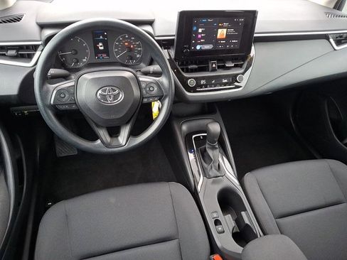 Certified 2025 Toyota Corolla LE image 10