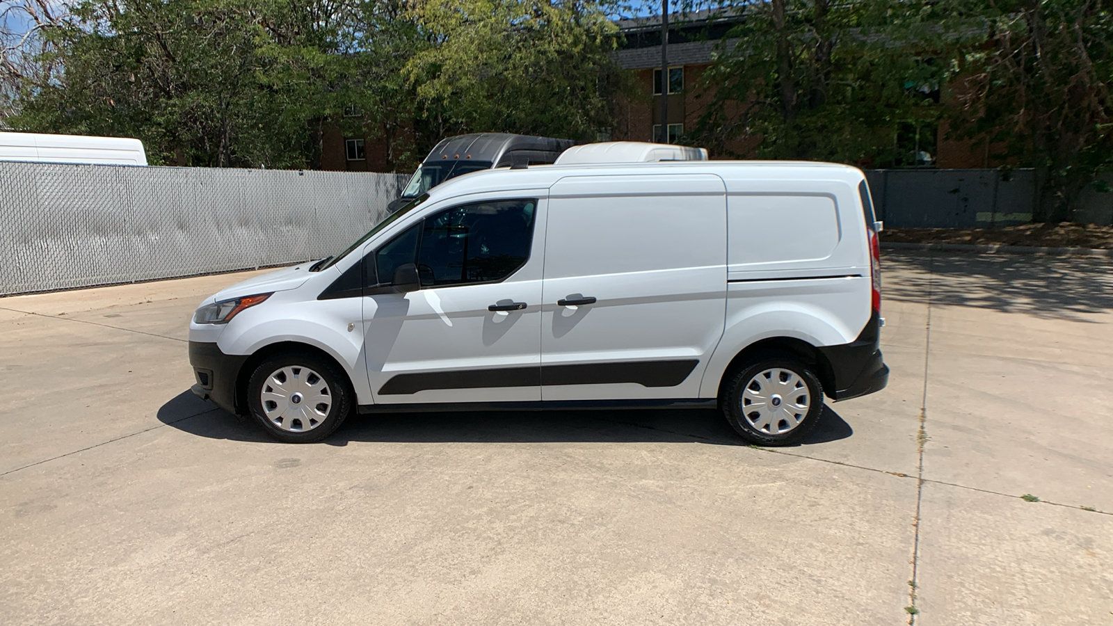 Used 2022 Ford Transit Connect XL FWD image 2