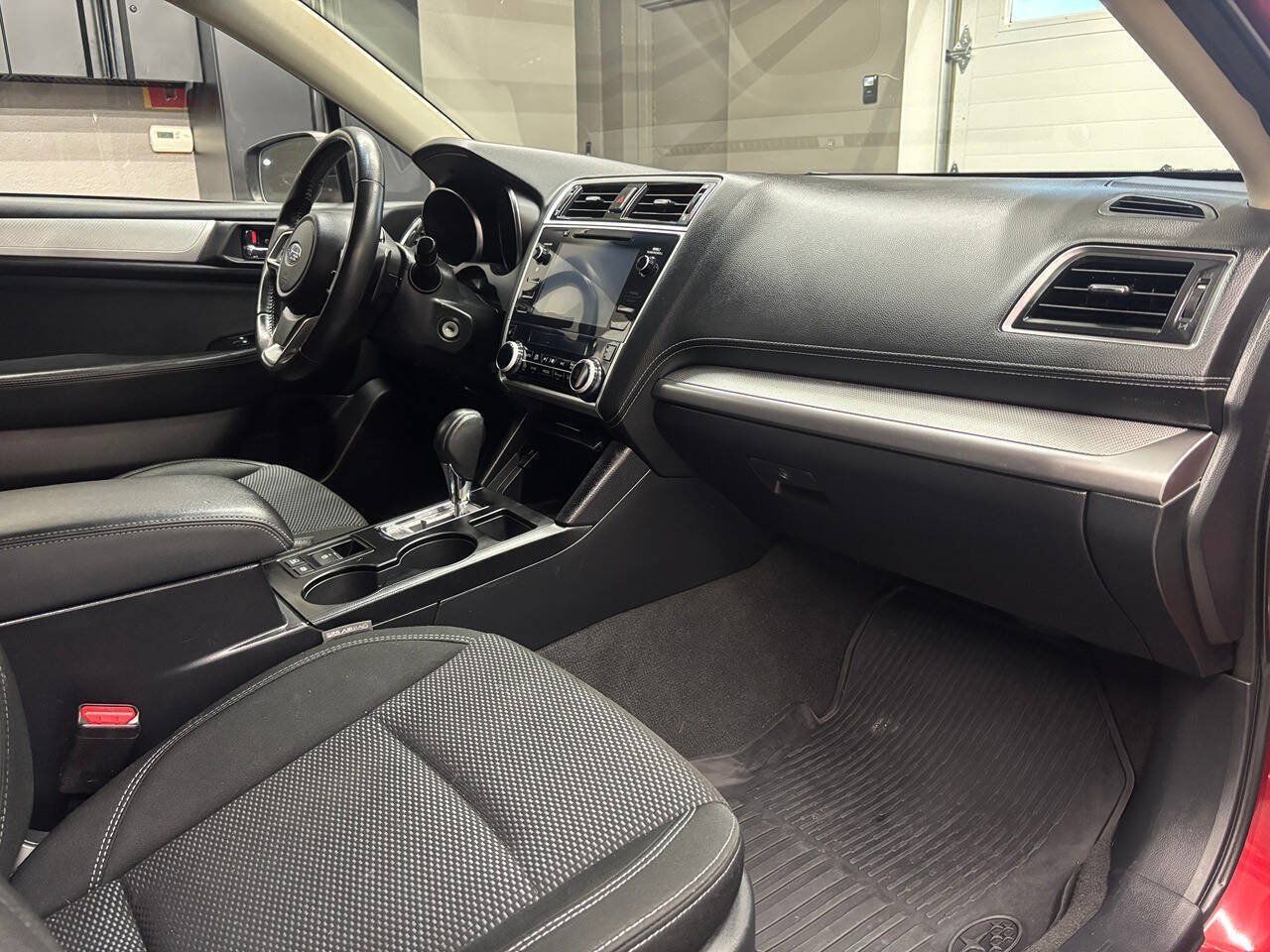 Used 2019 Subaru Outback 2.5i Premium w/ Popular Package #2 AWD/4WD image 24