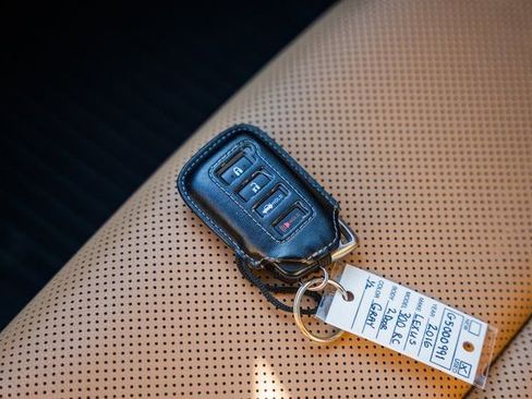 Used 2016 Lexus RC 300 AWD w/ Navigation System Package image 45