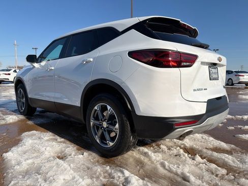 Used 2025 Chevrolet Blazer LT image 13