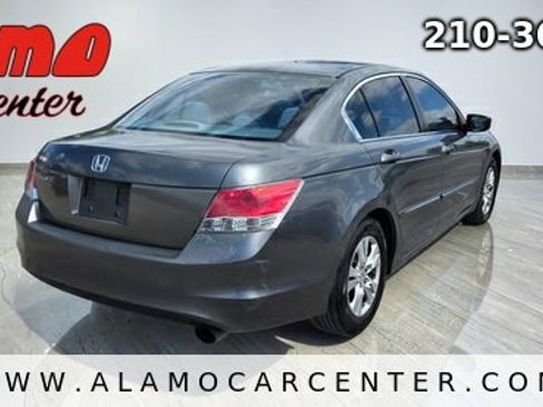 Used 2009 Honda Accord LX-P image 5