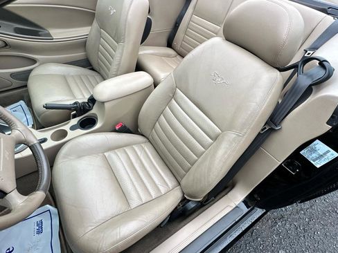 Used 2004 Ford Mustang GT Premium image 23