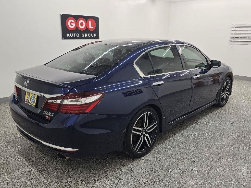 Used 2017 Honda Accord Sport Special Edition image 6