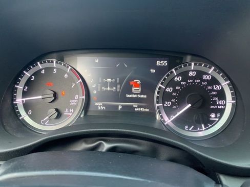 Used 2023 Toyota Highlander LE image 29