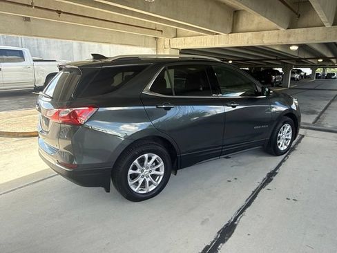 Used 2019 Chevrolet Equinox LT FWD image 18