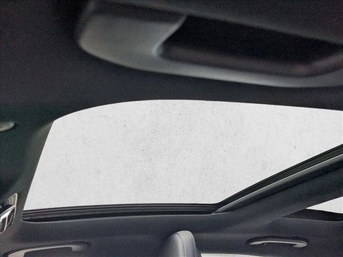 Used 2025 Mercedes-Benz C 300 4MATIC Sedan image 15