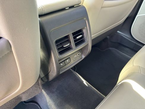 Certified 2023 Cadillac XT4 Premium Luxury w/ Cold Weather Package FWD image 21