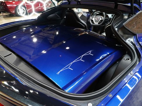 Used 2016 Chevrolet Corvette Stingray Z51 Coupe 2D w/ Carbon Flash Badge Package image 35