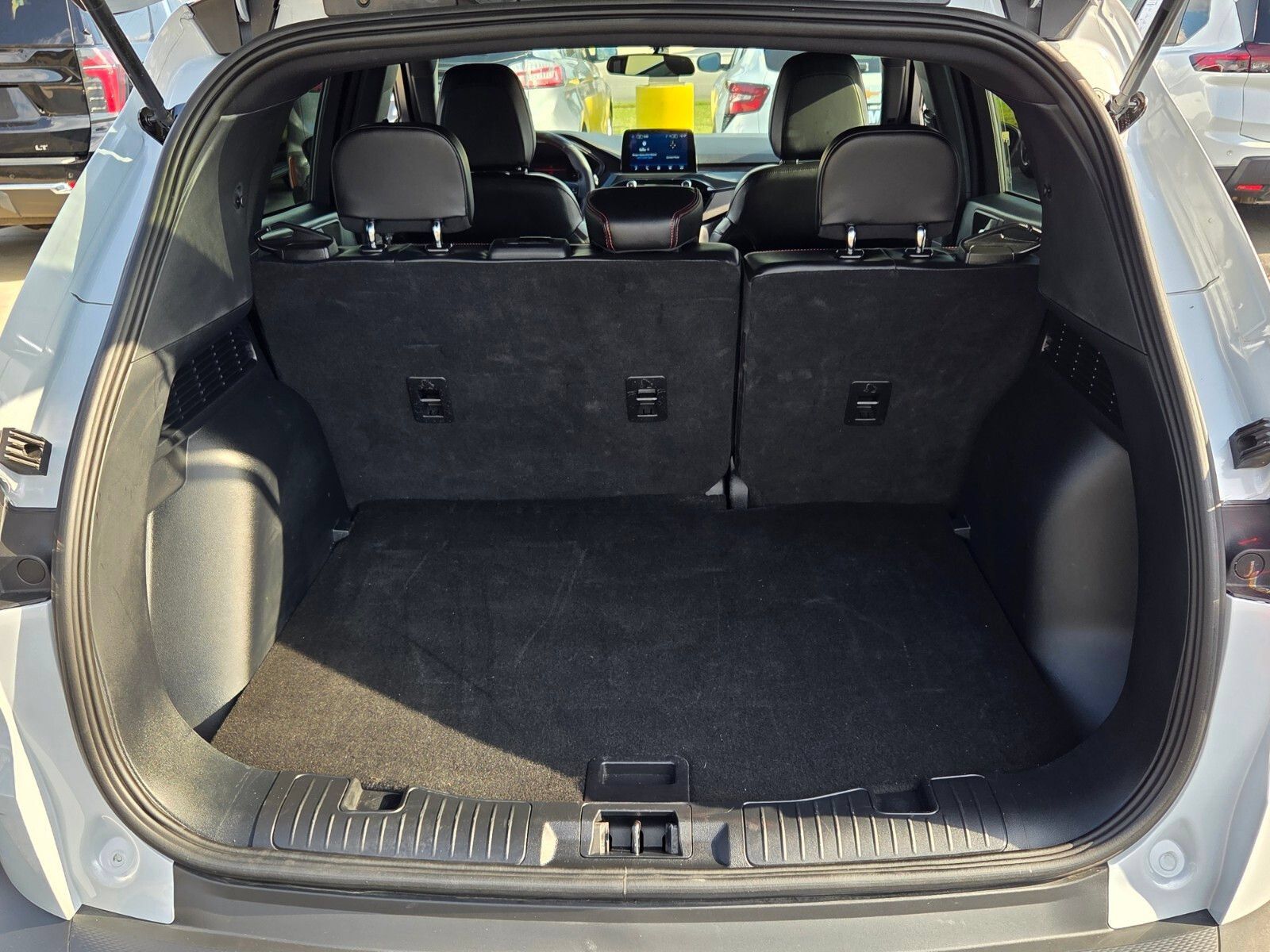 Used 2026 Ford Escape ST-Line FWD image 11