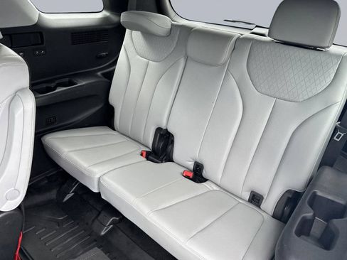 Used 2021 Hyundai Palisade SEL w/ Premium Package FWD image 13