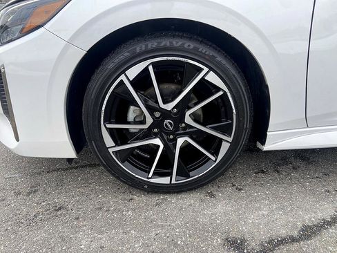 Certified 2024 Nissan Sentra SR image 8