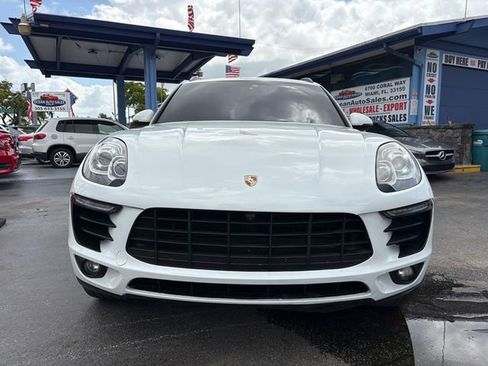 Used 2017 Porsche Macan image 3