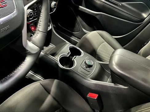 Used 2020 GMC Terrain SLE AWD/4WD image 18