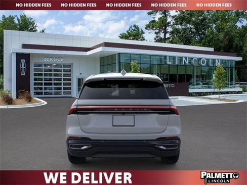 New 2026 Lincoln Nautilus Premier image 5