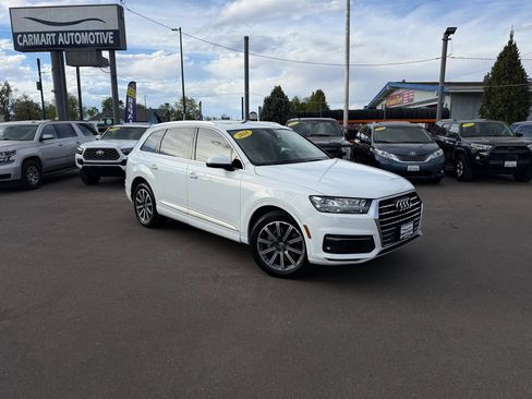 Used 2018 Audi Q7 3.0T Premium Plus w/ Premium Plus Package AWD/4WD image 2