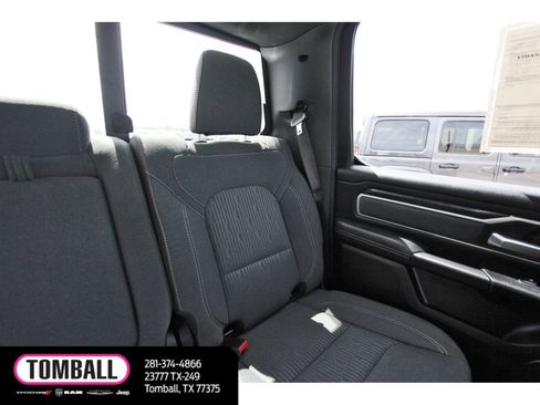 Used 2022 RAM 1500 Big Horn AWD/4WD image 12