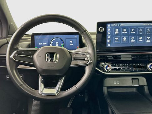 Used 2025 Honda Prologue Touring image 17