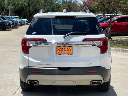 Used 2023 GMC Acadia SLT AWD/4WD image 5