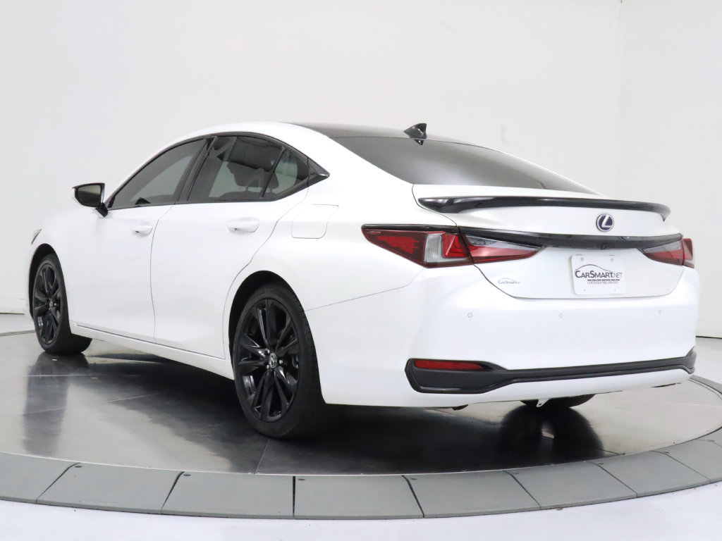 Used 2022 Lexus ES 300h w/ Premium Package FWD image 3