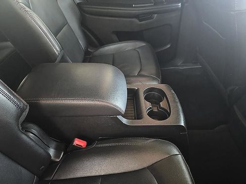 Used 2018 Ford Explorer Sport image 36