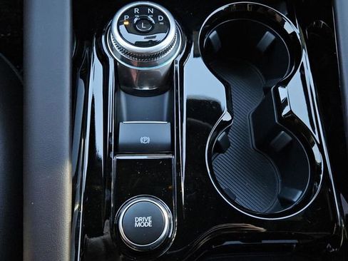 New 2026 Ford Explorer Platinum image 15