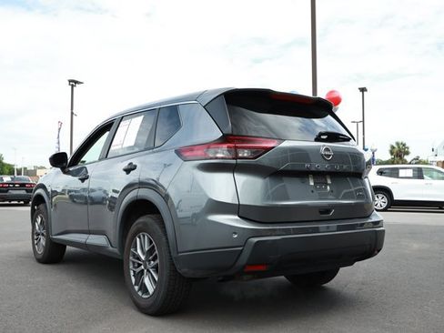 Used 2024 Nissan Rogue S AWD/4WD image 8