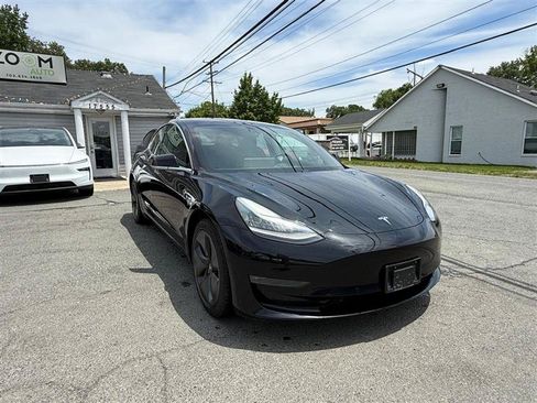 Used 2018 Tesla Model 3 Long Range RWD image 7