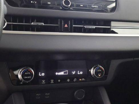 New 2026 Mitsubishi Outlander ES FWD image 43