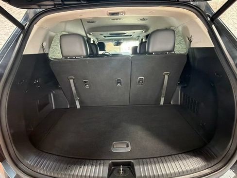 Used 2023 Kia Telluride EX w/ EX Captain's Chair Package AWD/4WD image 15