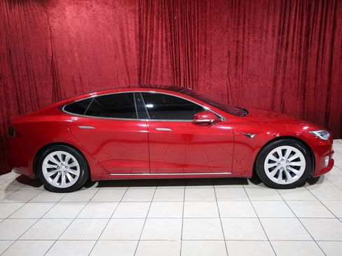 Used 2020 Tesla Model S Long Range image 8