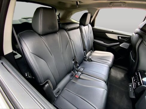Used 2026 Acura MDX FWD w/ Technology Package image 18