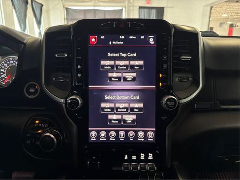 Used 2019 RAM 1500 Big Horn AWD/4WD image 18