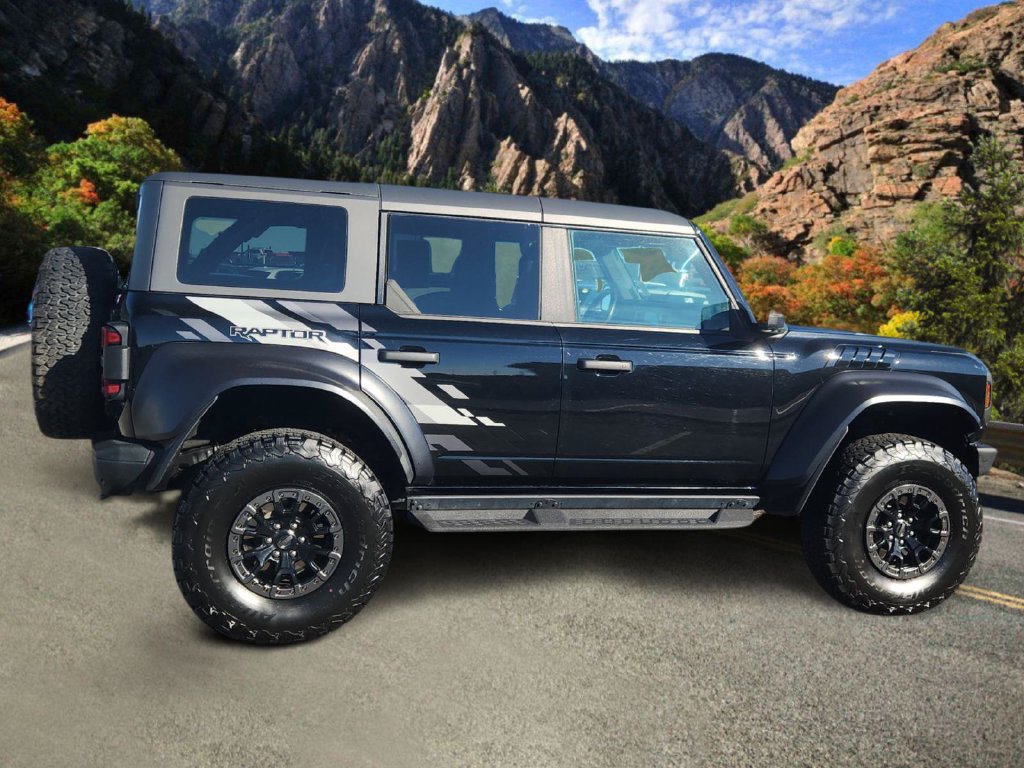 Used 2023 Ford Bronco Raptor AWD/4WD image 2