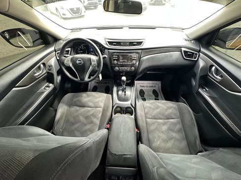 Used 2014 Nissan Rogue S image 14