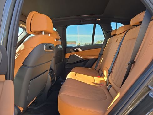 New 2026 BMW X5 xDrive50e image 13