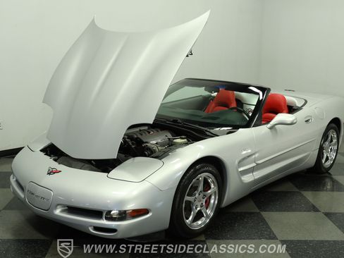 Used 2001 Chevrolet Corvette Grand Sport w/ Preferred Equipment Group2 RWD image 30