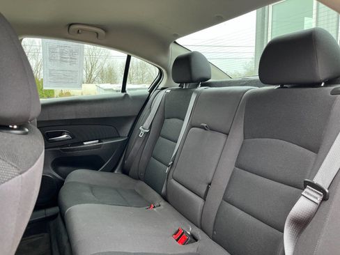 Used 2016 Chevrolet Cruze LT FWD image 19