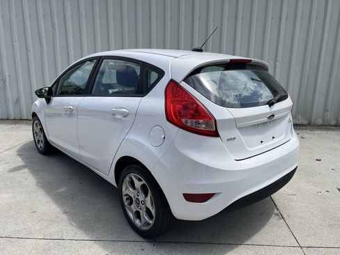 Used 2012 Ford Fiesta SES FWD image 5