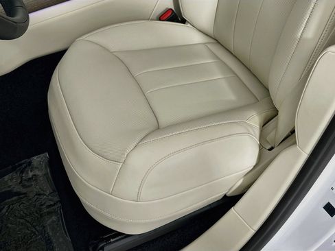 New 2027 Land Rover Range Rover SE AWD/4WD image 16