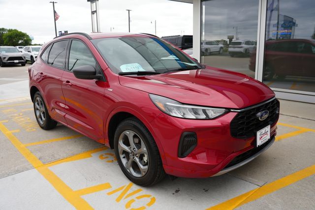 Used 2023 Ford Escape ST-Line AWD/4WD image 29