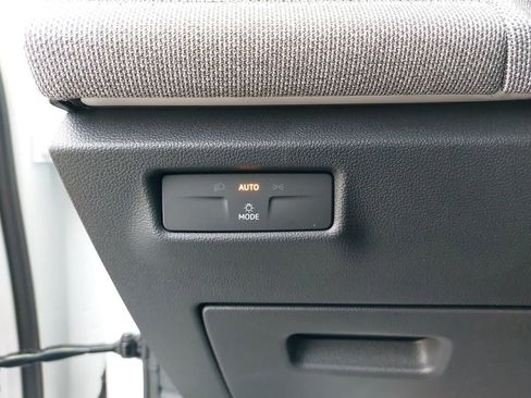 New 2026 Volkswagen Tiguan S image 21