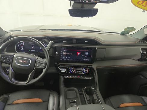 Used 2026 GMC Sierra 2500 AT4 w/ AT4 Premium Plus Package AWD/4WD image 13