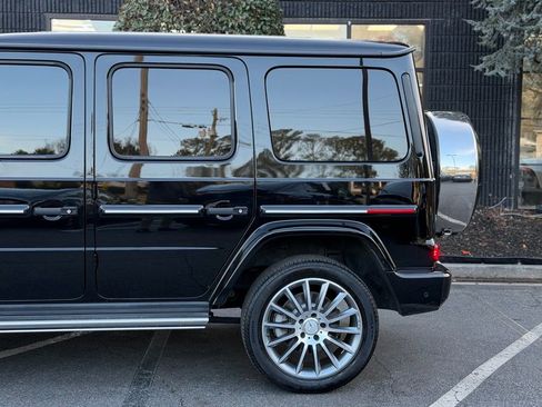 Used 2023 Mercedes-Benz G 550 image 11