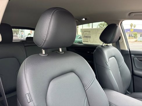 New 2025 VinFast VF 8 Eco AWD/4WD image 13